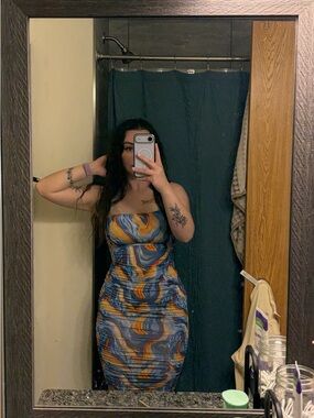 Chocolate Boutique Ruched Bodycon Mini Dress – Blue/Orange Marble